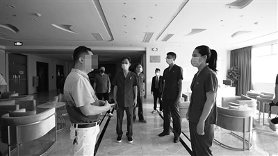 美容公司滥用异议权干扰执行，海口龙华区法院依法处置，收回1000多平方米商铺返还原告