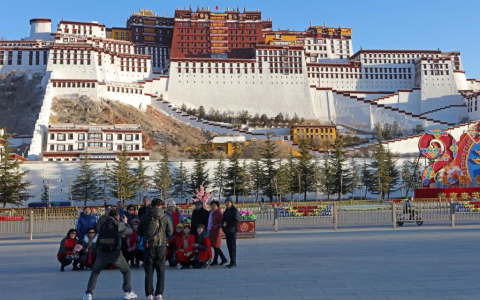 <strong>布达拉宫3日起预约免费参观</strong>