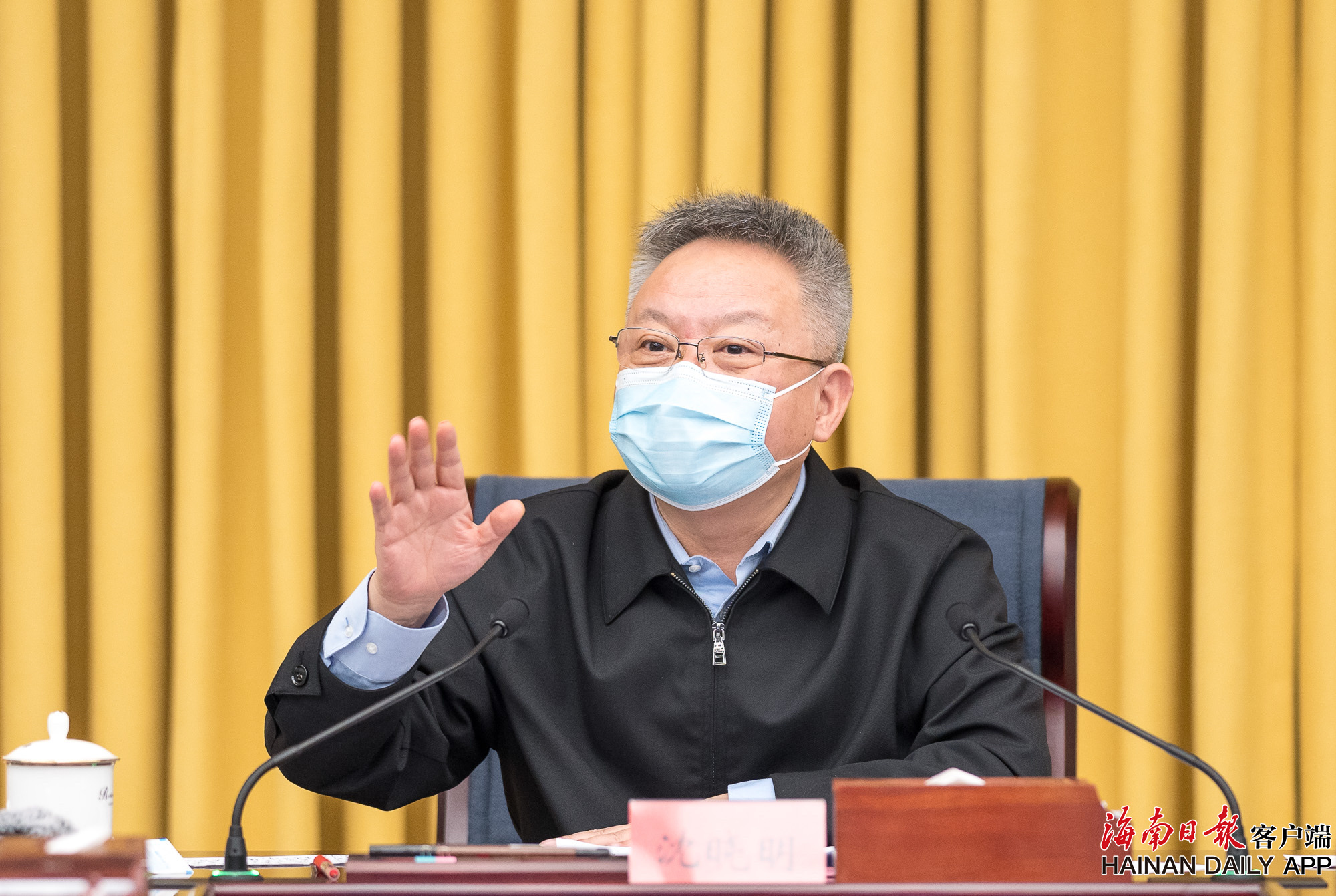 沈晓明：坚持海南所长香港所需 加快向香港开放专业服务业