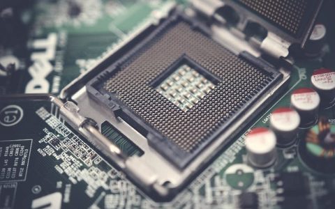 苹果造芯之路，华为小米OPPOVIVO为何学不来？