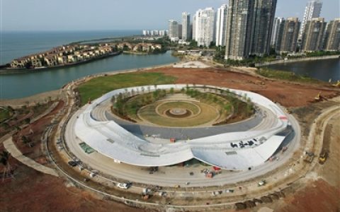 <strong>“天空之山”拟月底迎客</strong>