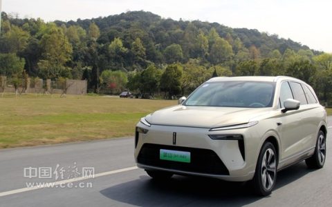 比”500万以内最好的SUV”更好,蓝山祭出两大”杀招”