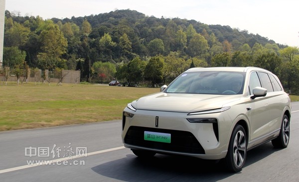 比"500万以内最好的SUV"更好,蓝山祭出两大"杀招"