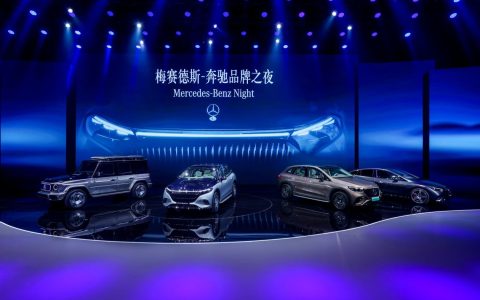 豪华电动时代启新章——梅赛德斯-奔驰携全品牌豪华电动阵容亮相品牌之夜