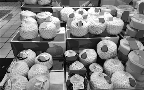 专业人士：请勿购买已渗漏椰子水的椰子