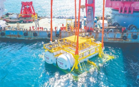 我省以商用海底数据中心建设为契机，挖掘“海洋经济+数字经济”多元业态潜力