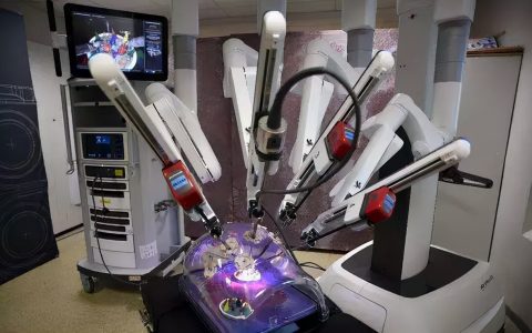 贴着达芬奇猛打价格战，手术机器人市场要变天了