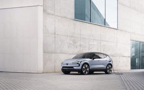 动察：沃尔沃 EX30 剖析，年轻人的时尚紧凑型电动车