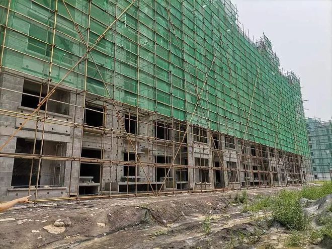 一线城市二手房价集体下跌，统计局数据里的楼市倒春寒