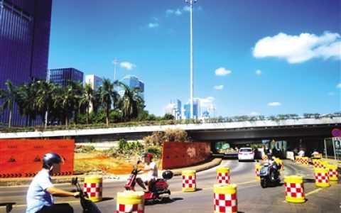 加速推进海口滨海立交改造项目