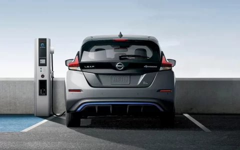 推出 LEAF 12 年后，日产电动汽车销量突破 100 万辆