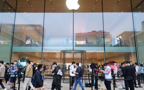 Gurman：iPhone 15 价格将“小幅”上涨，尤其是 Pro 和 Pro Max 版本