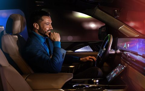 动察：全电动凯迪拉克 Escalade IQ 剖析，具备 Super Cruise 技术