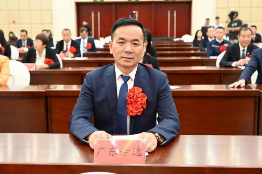 辛选集团荣获黑龙江省第一届“龙江慈善奖”