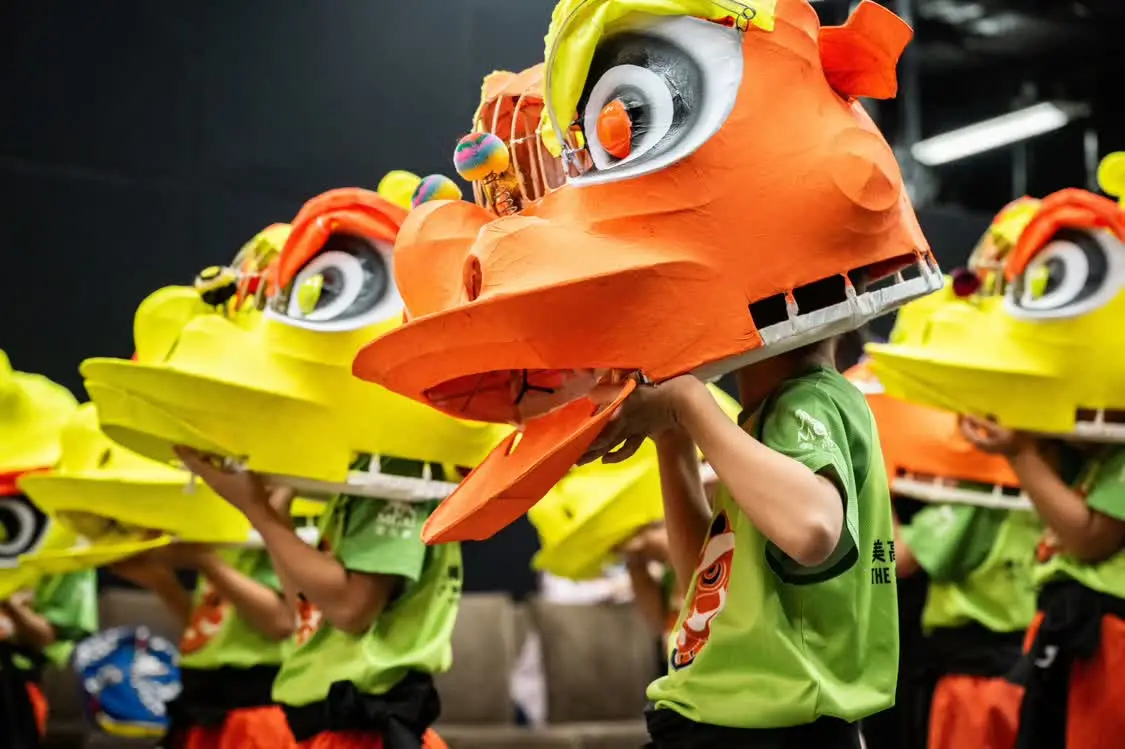 美高梅开办“美高梅幼狮暑期兴趣班”，以更好传承岭南醒狮文化