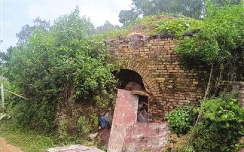 “砖瓦厂噪声扰民影响休息”