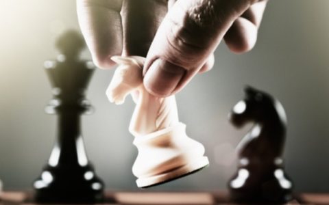 华为狂飙，手机变天