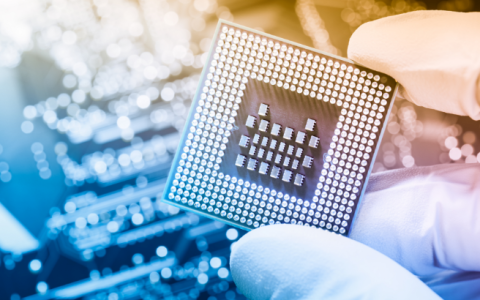 美计划进一步收紧对华芯片出口措施，阿斯麦CEO：实际会削弱西方自己