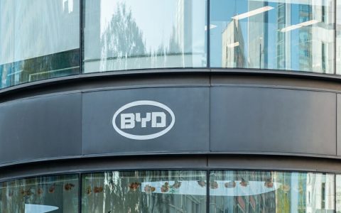 比亚迪“膨胀”：如何管好60万人？