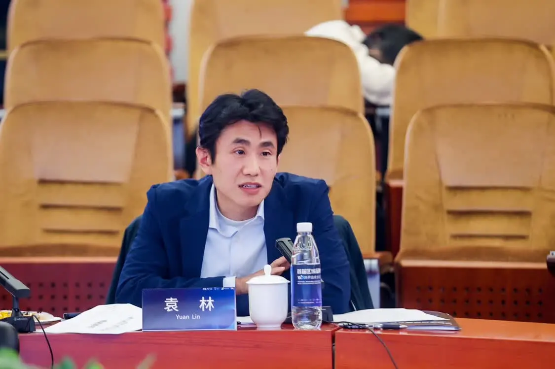 中国外文局当代中国与世界研究院数据信息研究中心兼重大专项办主任袁林