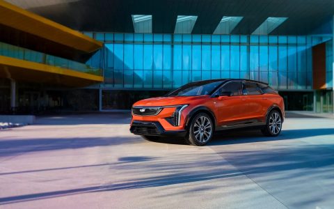 2025 凯迪拉克 Optiq 首次亮相，作为品牌的入门级电动跨界车