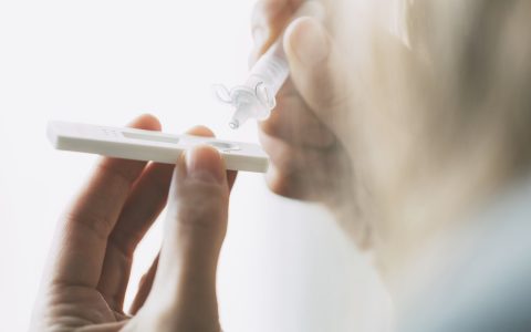 支原体肺炎检测盒热销背后：居家自测准确率较低 ｜ 钛媒体焦点