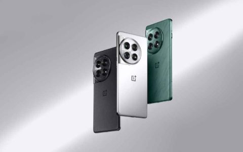 一加正式发布十年旗舰一加12 售价4299元起