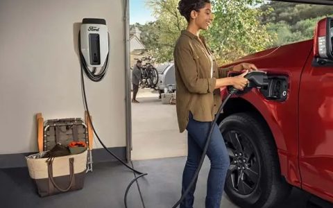 福特和 Resideo 致力于为客户带来 V2H 能源管理优势