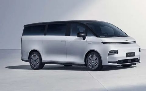 吉利新款L380电动大型多用途车，也是陆地航空头等舱