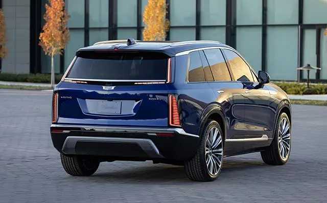 凯迪拉克宣布将于 2025 年推出中型全电动 SUV VISTIQ