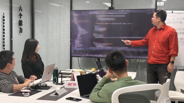 争分夺秒！小红书、建设银行等多家企业鸿蒙原生应用开发提速中！