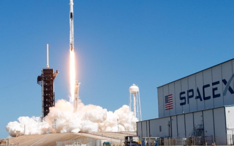 SpaceX发射首批直连手机的卫星 T-Mobile用户可发短信