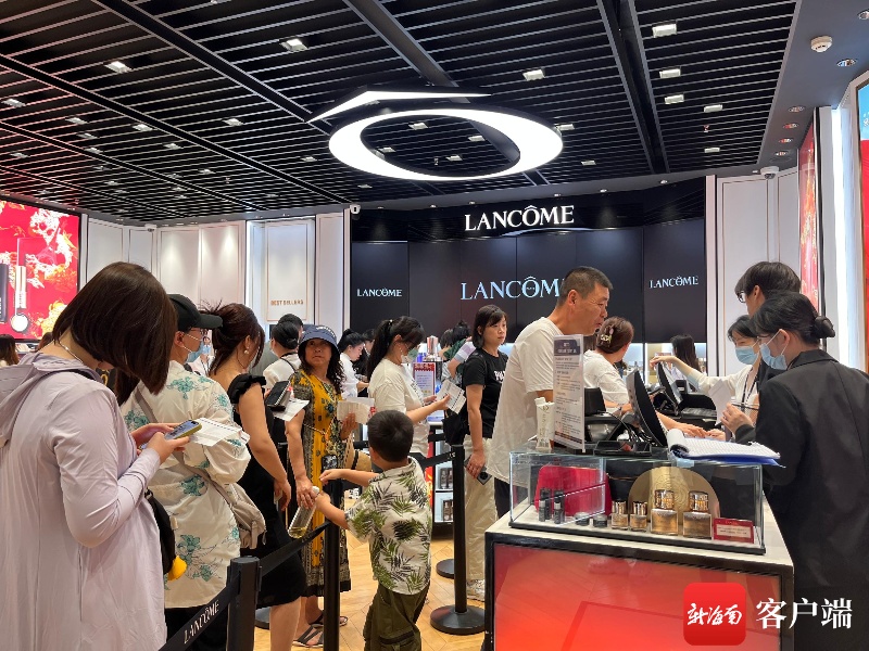 春节期间 海旅免税城销售同比增长超30%