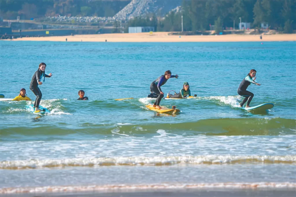 小岛、灯塔、风车、渔村......海南这些小众旅游地等您来“解锁”