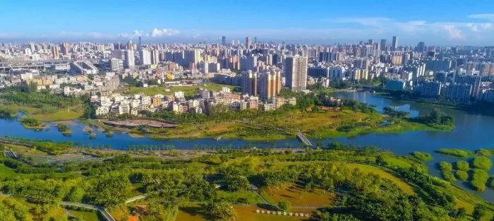 省委深改委暨自贸港工委会议召开研究部署封关运作项目建设等工作