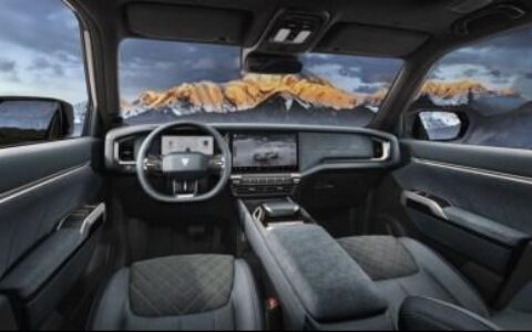 深蓝G318车机屏率先荣获莱茵软件级低蓝光认证，引领智能座舱健康新风尚