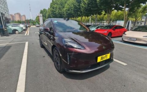 一次不用动手的试驾，2024款昊铂HT自带“老司机”