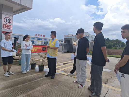 琼海大路就业驿站精准对接 护航企业用工与民生就业
