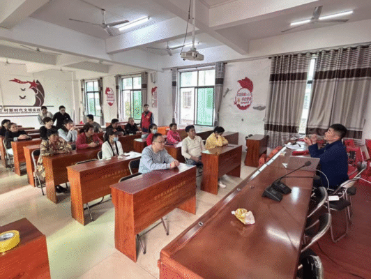 定安龙湖就业驿站双课齐开助力乡村振兴