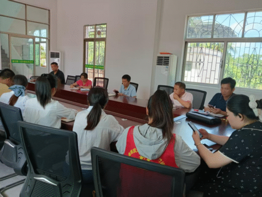 海南就业驿站定安新竹站走访企业、深耕乡村筑牢就业服务桥