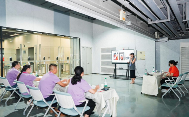 第二届全国巾帼家政服务职业技能大赛海南选拔赛海口开幕