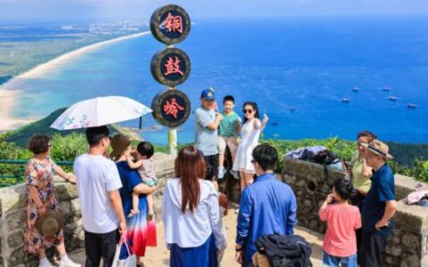 国庆假期，文昌航天乐园“双园联动”热度持续升温